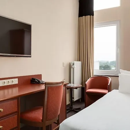 Nh Rijnhotel Hotel 4*