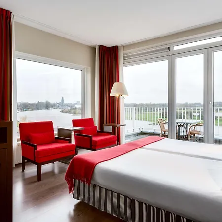 Nh Rijnhotel アーネム