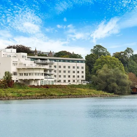 Nh Rijnhotel ארנהיים