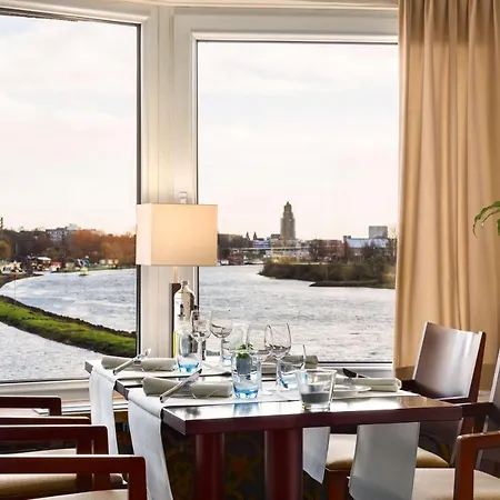 ホテル Nh Rijnhotel アーネム