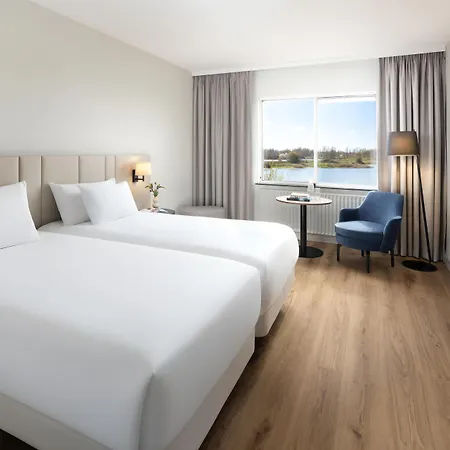 Nh Rijnhotel 4*