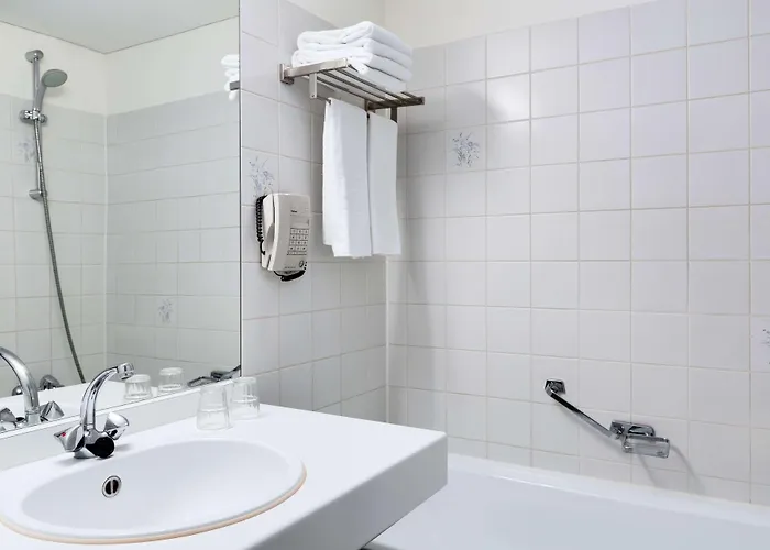 Hotel Nh Rijnhotel 4*