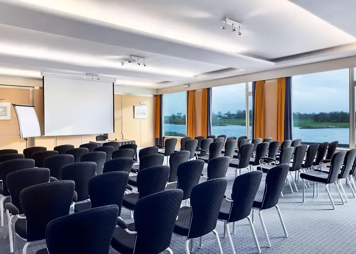 מלון Nh Rijnhotel ארנהיים