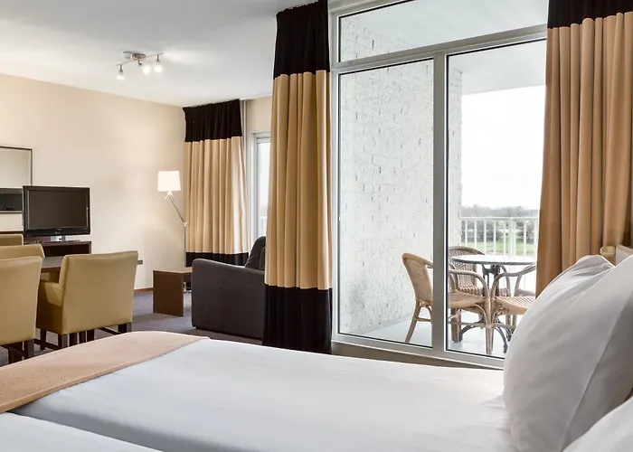 Nh Rijnhotel מלון ארנהיים