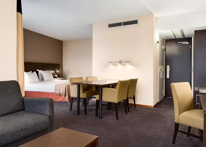 מלון Nh Rijnhotel